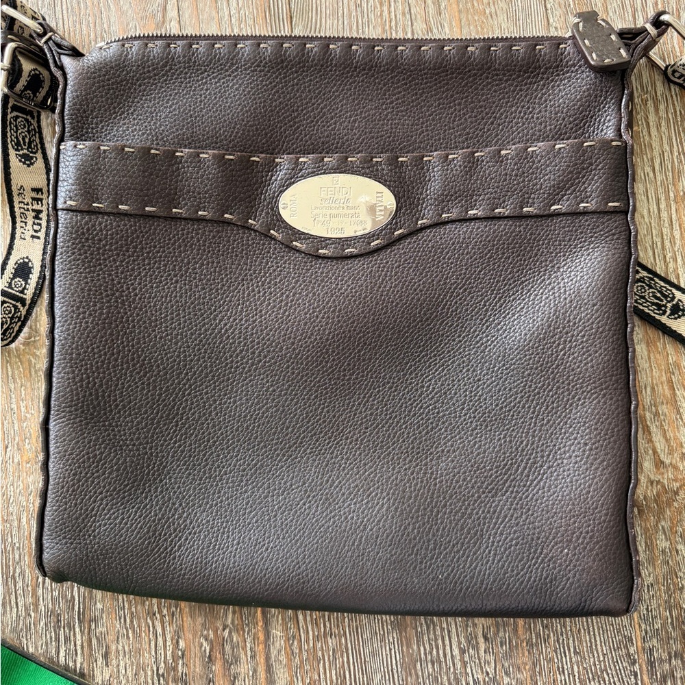 Fendi Crossbody Selleria Leather Zip Top Messenger Bag Brown COLLECTOR’S ITEM - Picture 2 of 16
